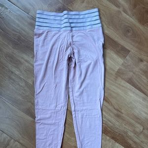 Cute booty lounge scrunch pink pocket leggings